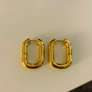 Celine Hoop Chain Earings Gold Square